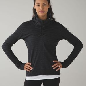 Lululemon in a cinch pullover *REVERSABLE*